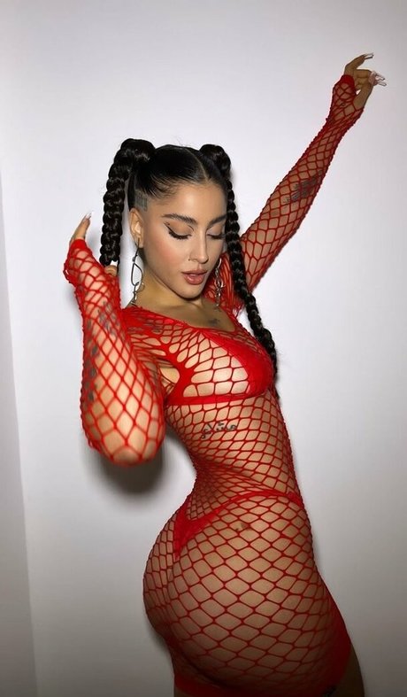 Belenegri étoile nue collection