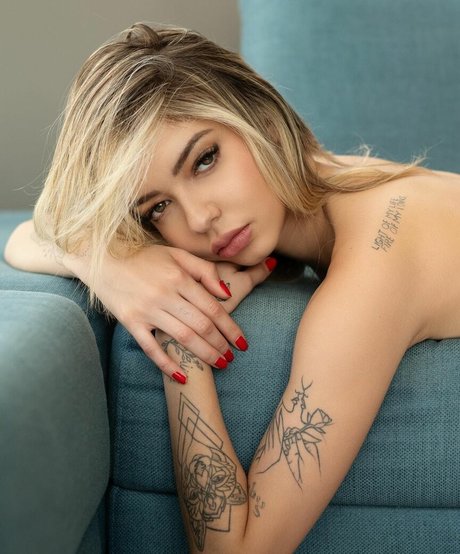 Nah Martins mannequin archive