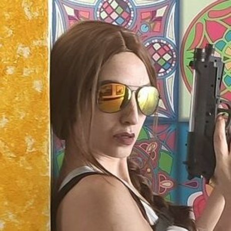 Nina Infinity actrice érotique galeries