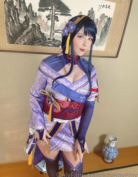 junelovejoy étoile chaude photo