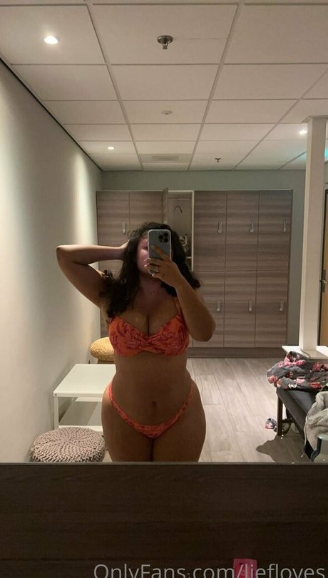 nu nu onlyfans chaud en haute qualité images