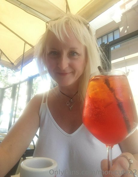 monicutex2 belle actrice image