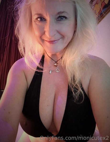 monicutex2 actrice parfaite img