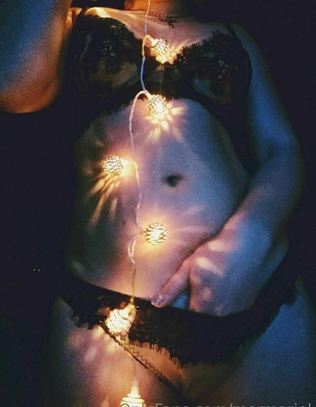 modèles uniquementfans chaud des photos