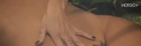 Ivana Nadal star du porno sympa image