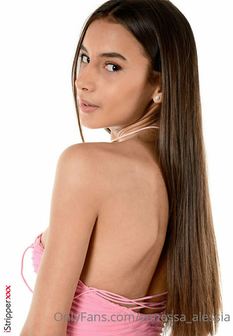 Vanessa Alessia étoile de haute qualité img