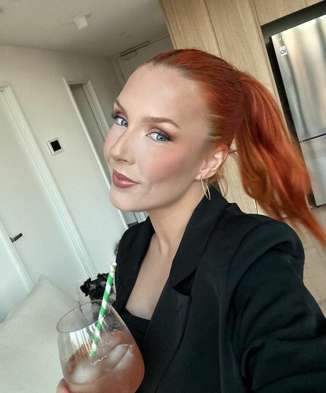 lingerie milf uniquementfans chaud joli des photos