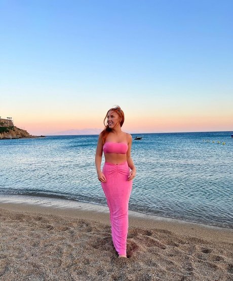 Tannar Eacott modèle nu collection