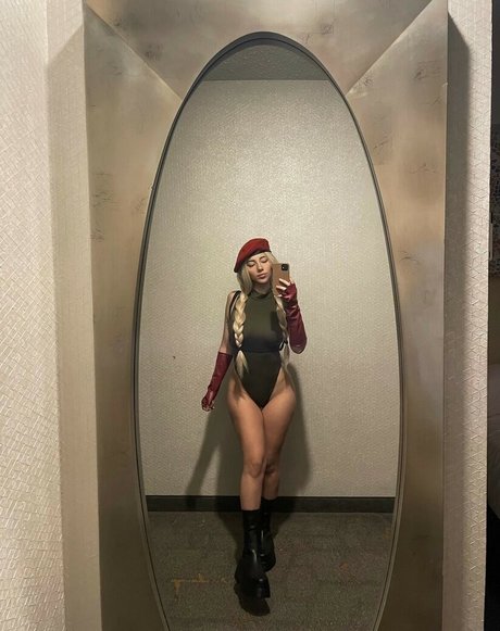 niaarellano nus star du porno galeries