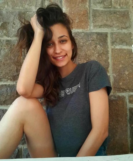 Szabolcs Szatmar Bereg modèle chaud image