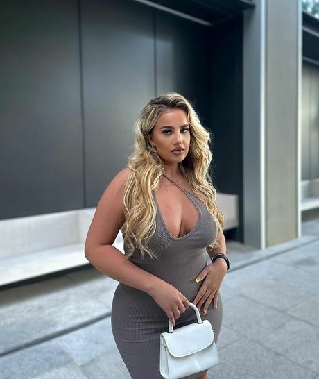 LAURA GOLD sexe star photos