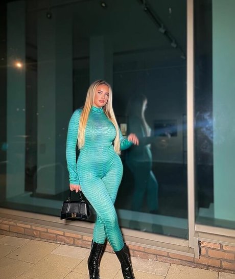 LAURA GOLD actrice porno collection