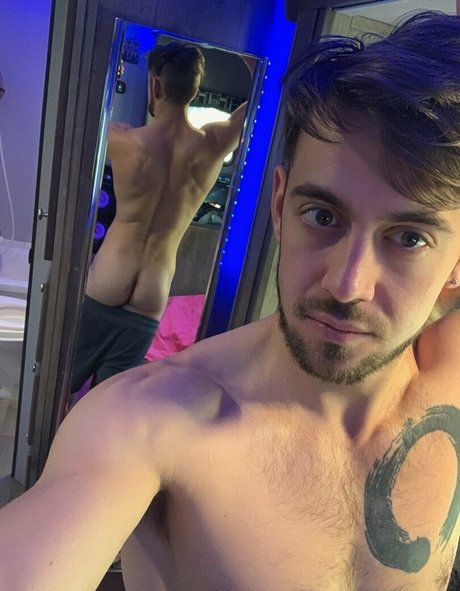 joi uniquementfans beau haut collection