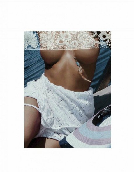 Yevgeniya Pechlaner star du porno en haute qualité images