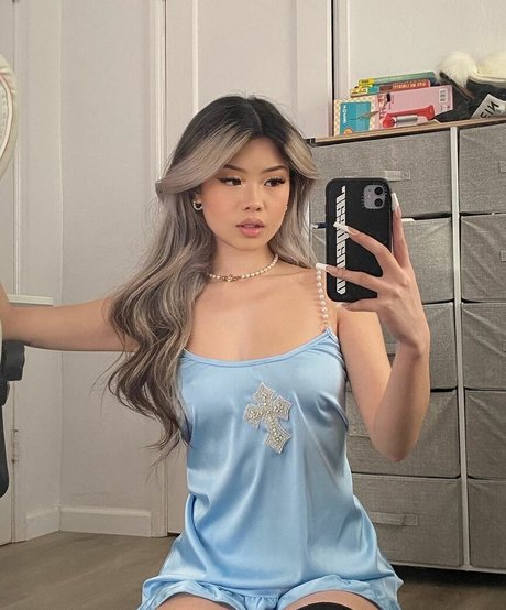 linawinaly actrice érotique images