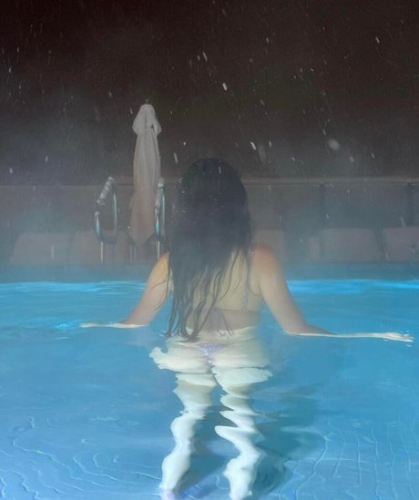 linawinaly jolie star du porno photos