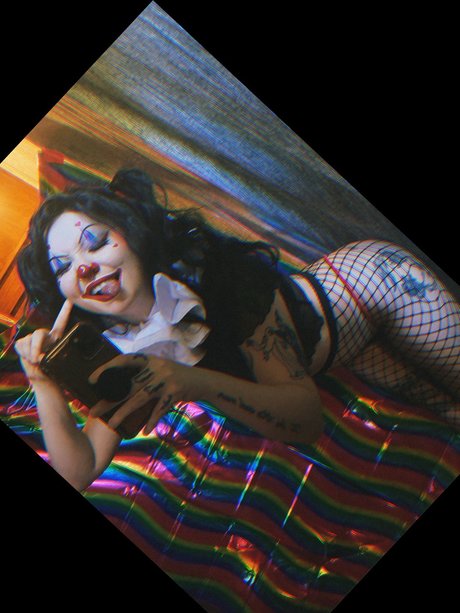 Nova Ma lle actrice porno des photos