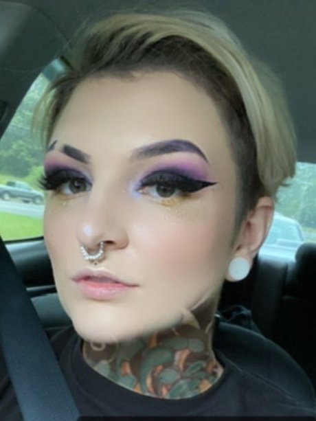 NOT Rhea Ripley jolie actrice photos