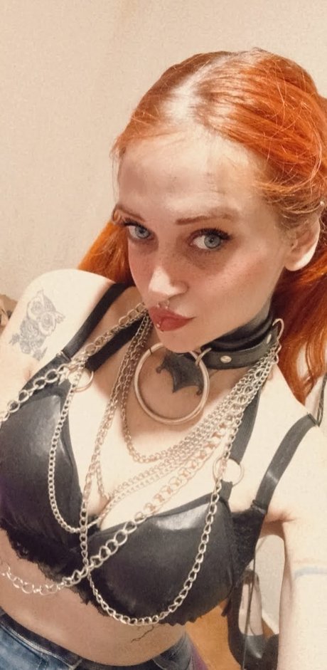 Siniestra actrice de nus galerie