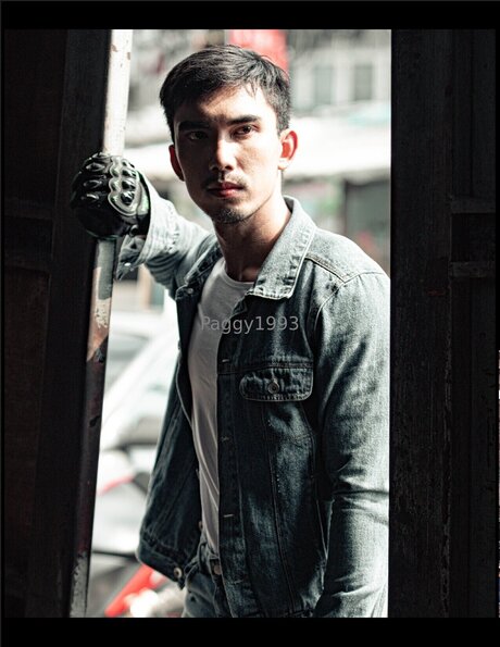 Peck Peck Peck Peck Peck Peck Peck Peck beau modèle photo