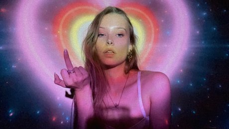 _Goddess Bella_ modèle xxx photos