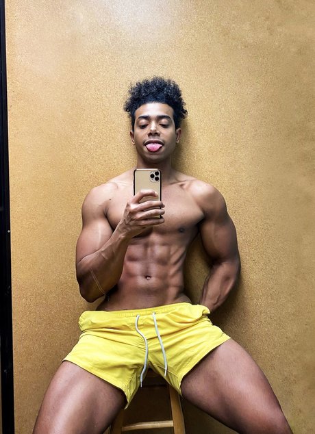 omar galvan actrice érotique photos