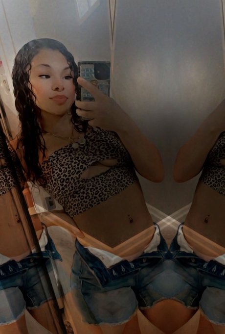 Pretty Gia_ actrice porno archive