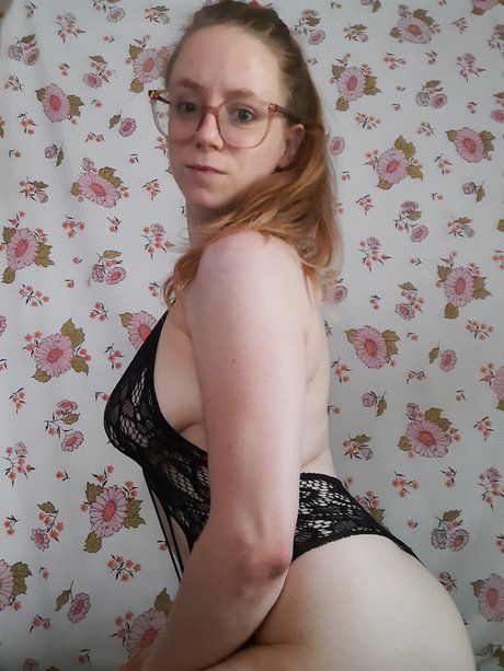 Pink sag actrice nue galerie