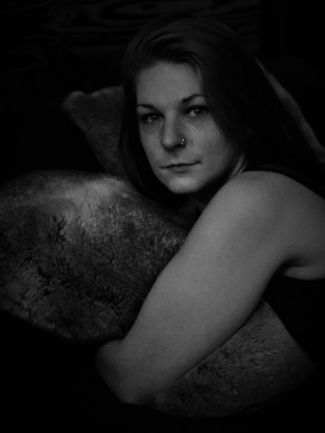 Phoenix Sage actrice nue photo