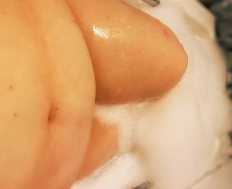 Amber Moon modèle nu img