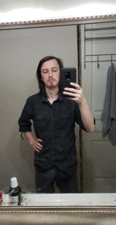 adolescentes onlyfans plutôt parfait photo