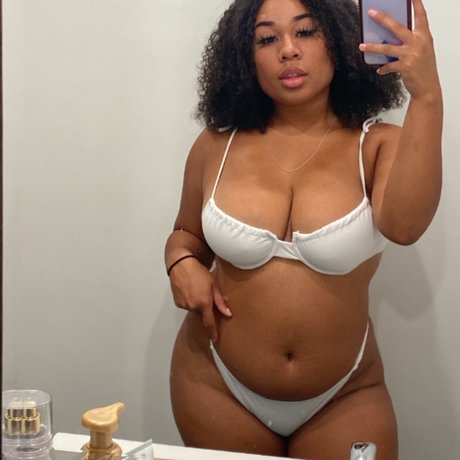 angel luvv_ modèle sympa collection