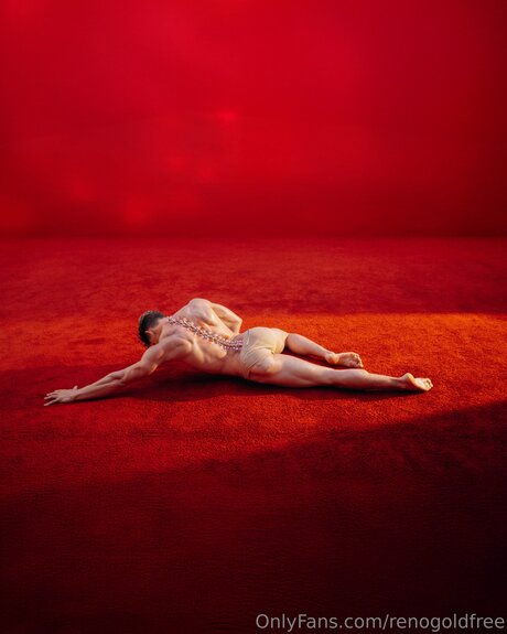 renogoldfree modèle érotique archive