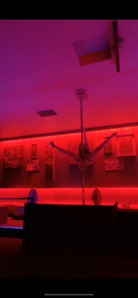 Remie actrice de nus photo