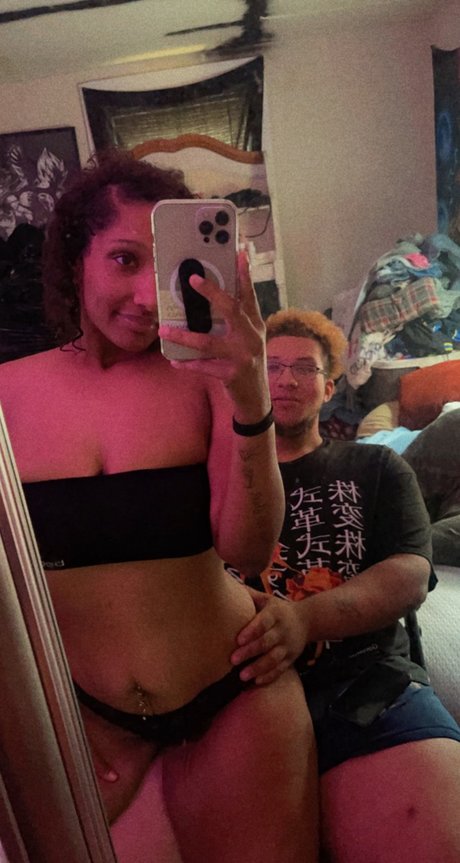 R amp ampR nus étoiles img