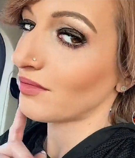 ReDHoTBoX star du porno en haute qualité images