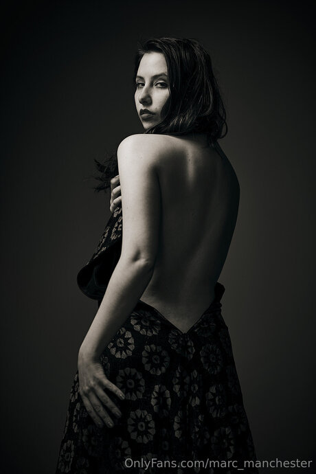 infirmière brune onlyfans haut gratuit archive