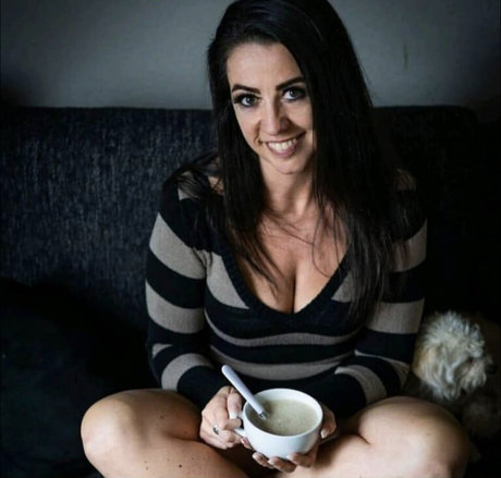 Mara Le Noir star du porno hd collection