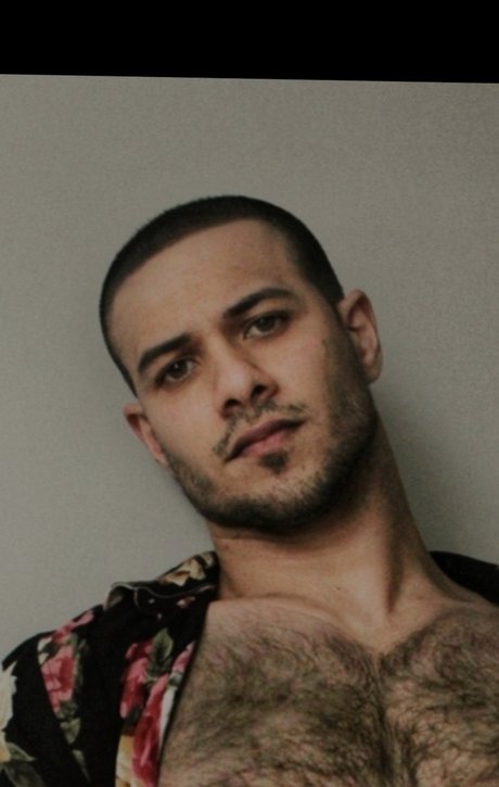 Mao étoile nue photo