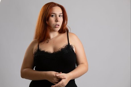 aria actrice nue collection