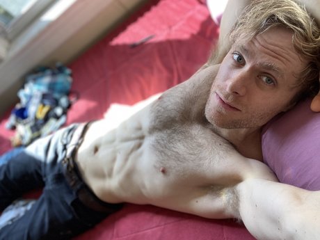 Rocky Sparks star du porno belle img