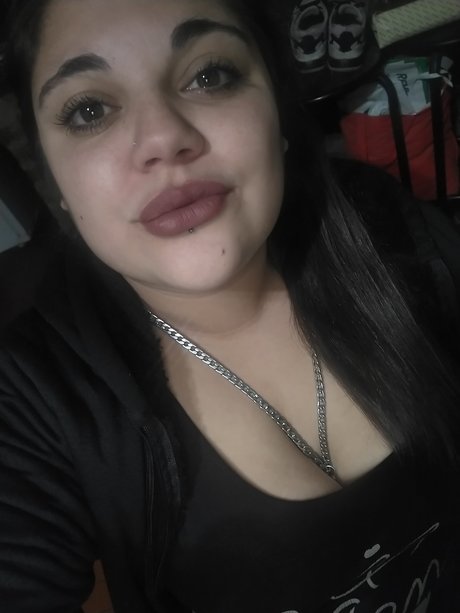 Ro Gallo modèle adulte des photos