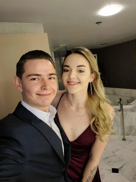 Ryan amp ampRuth s Married Life_ star du porno chaud photos