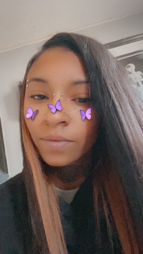 Angie Love étoile parfaite photos