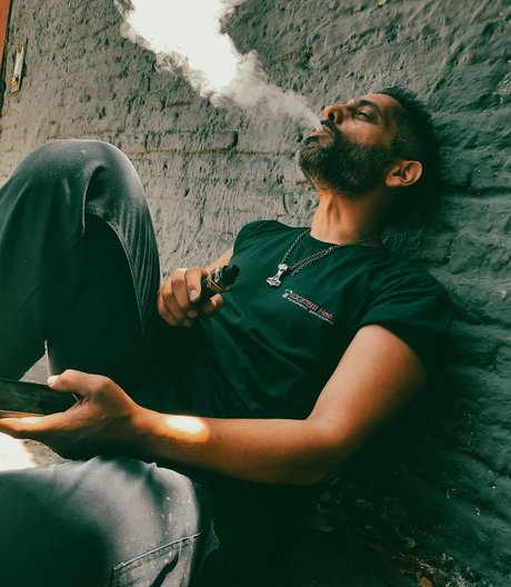 MAXI Ezequiel actrice chaude photo