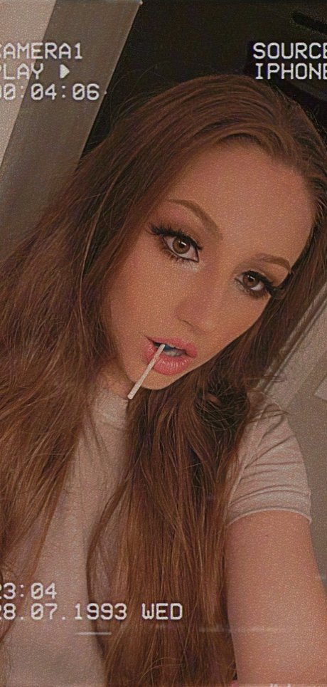 Bambi Fields art de star du porno galeries