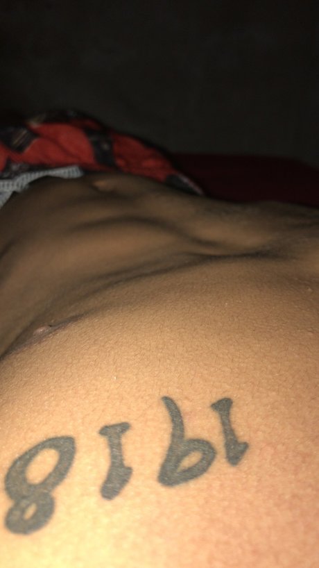 MATHEUS SOARESY star pornographique galerie