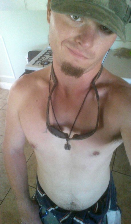 Mactep Po Your living wet dream_ modèle xxx photo