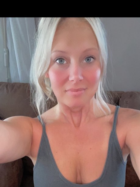 _rs r s 4_ modèle gratuit photos