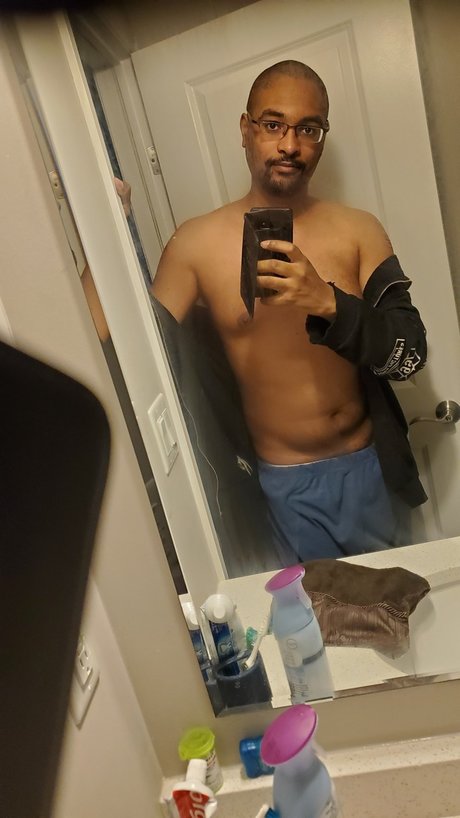 Blackstar1191 modèle nu archive